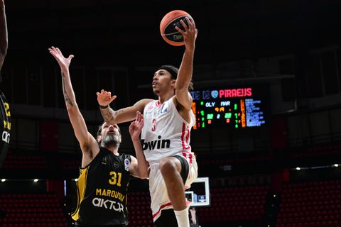 Συνεχίζει το αήττητο σερί ο Ολυμπιακός, πέρασε το εμπόδιο του Αμαρουσίου Chery