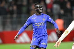 «Στο στόχαστρο Παναθηναϊκού, Ολυμπιακού και ΠΑΟΚ ο Ντιατά»