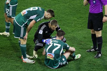 Απίστευτο: Σε είκοσι λεπτά δύο αναγκαστικές αλλαγές ο Παναθηναϊκός, εκτός Βέρμπιτς - Χουάνκαρ (vid+gallery)