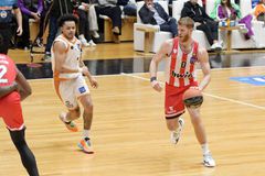 Οι 12άδες Ολυμπιακού και Προμηθέα