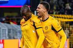 Προβάδισμα για Ντόρτμουντ και Παρί