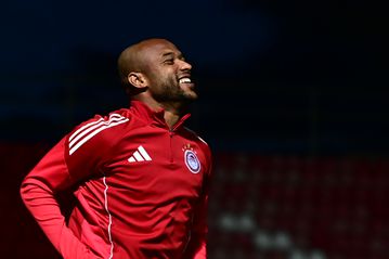 Με νέο κούρεμα ο Ελ Κααμπί στο Ολυμπιακός - Λεβερκούζεν