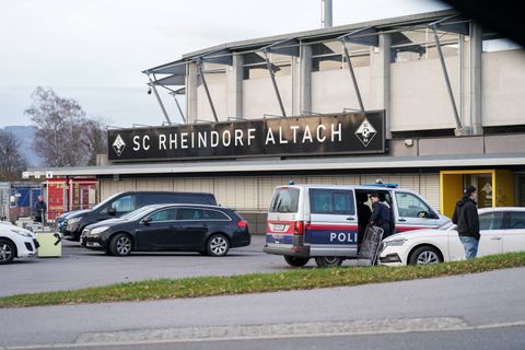 Σάλος στην Αυστρία: Κρυφές κάμερες στα αποδυτήρια γυναικείας ομάδας ποδοσφαίρου