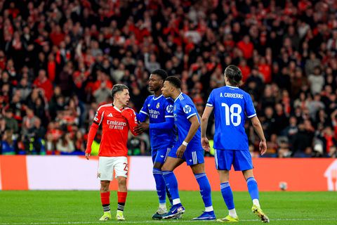 Μετά το Μπενφίκα-Ρεάλ Μαδρίτης έπεσε ξύλο στα αποδυτήρια, ποιος με ποιον (pic)