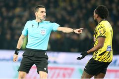 Ξένος ρέφερι στο ΑΕΚ - Παναθηναϊκός, Έλληνας στον Βόλο