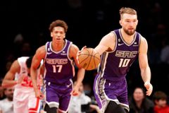 Το πάρτι του Σαμπόνις στο Μπρούκλιν με καλεσμένους τους Νετς και νικητές τους Κινγκς (vid)