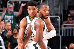 Ο Κρις Μίντλετον επιστρέφει για τους Μπακς - Αμφίβολοι οι Αντετοκούνμπο και Μπίσλεϊ κόντρα στους Σανς