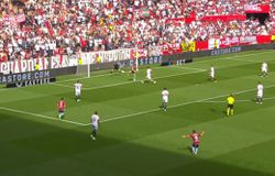 Η απίστευτη Θέλτα του Δουβίκα έβαλε σε μπελάδες τη Σεβίλλη