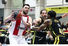 LIVE: ΜΑΡΟΥΣΙ - ΟΛΥΜΠΙΑΚΟΣ