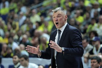 Απουσία της τελευταίας στιγμής για την Φενέρμπαχτσε κόντρα στον Ολυμπιακό - Η 12άδα της τουρκικής ομάδας