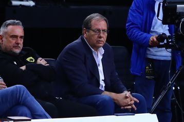 ΑΕΚ: Με Μπράουν στο Βερολίνο – Ταξίδεψε με την αποστολή ο Αγγελόπουλος