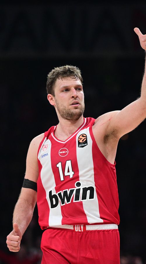 Το σερί του Ολυμπιακού κόντρα στη Μπασκόνια, οι 98.6 πόντοι και ο «εκτελεστής» Βεζένκοφ