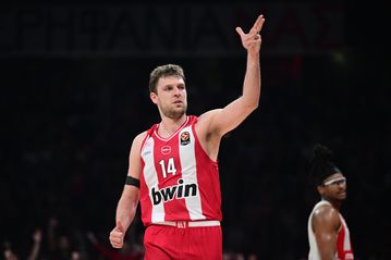 Επιστροφή Βεζένκοφ και Ουόκαπ στη Euroleague - Αυτή είναι η 12αδα του Ολυμπιακού με τη Φενέρμπαχτσε