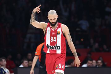 Εξωπραγματικός Φουρνιέ - Η εμφάνιση καριέρας και τα ρεκόρ που έσπασε