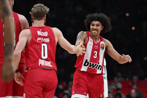 Ο Ολυμπιακός έριξε 100αρα στη Φενέρμπαχτσε και «έγραψε» το δικό του ρεκόρ!