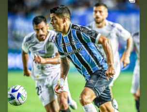 Τρίτη άστοχη εκτέλεση πέναλτι για τον Σουάρες με τη Γκρέμιο - Έστειλε τη μπάλα στα... πουλιά (vid)