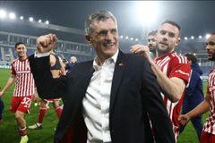 Υπέρ πίστεως και... πίεσης