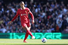 Αυτό είναι το τεράστιο συμβόλαιο που υπέγραψε ο Φαν Ντάικ με τη Λίβερπουλ