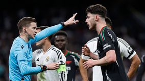 Ήταν ή όχι πέναλτι το μαρκάρισμα του Ράις στον Εμπαπέ; Οι ειδικοί συμφωνούν