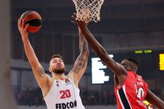 Η Αρμάνι Μιλάνο θέλει τον Μοτιεγιούνας!