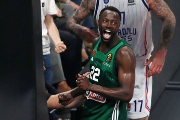 Το ελληνικό ποστάρισμα του Γκραντ ενόψει Final Four: «Στο Άμπου Ντάμπι θα' ρθω...»