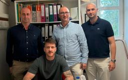 Ο Παπαντωνίου υπέγραψε στον Σύλλα Αιδηψού στην National League 2!