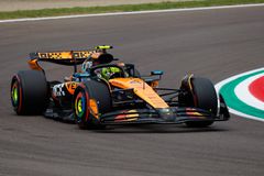 Στην κορυφή του FP3 ο Νόρις, από κοντά ο Φερστάπεν