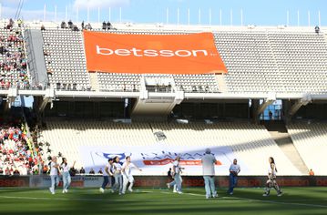 Το σόου των Stevanto-Daphne Lawrence πριν τον τελικό