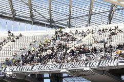 Επικό πανό από τους οπαδούς του ΟΦΗ: «Η μεγαλύτερη μετακίνηση τσικουδιάς στην Ελλάδα» (pic)