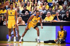 Πρωταθλήτρια με ανατροπή η Μακάμπι Τελ Αβίβ σε χαοτικό παιχνίδι