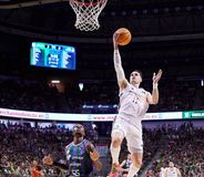 Η Ρεάλ πέρασε από τη Μάλαγα και προκρίθηκε στους τελικούς