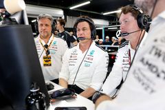 Ο Βολφ σχολιάζει το μέλλον του Ράσελ