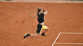 LIVE: ΤΣΙΤΣΙΠΑΣ - ΜΕΤΖΕΝΤΟΒΙΤΣ