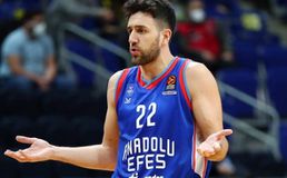 Τα απαράδεκτα μηνύματα που έλαβε ο Μίτσιτς από Σέρβους: «Πουλημένος - Απέδειξε ότι δεν του αρέσει το μπάσκετ»