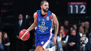 H Mπασκόνια «αφήνει» τον Τόμπσον να συνεχίσει στη Βαλένθια