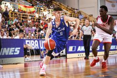 Ο Χρυσόστομος Χατζηλάμπρου στην κορυφαία πεντάδα του Ευρωμπάσκετ Κ16