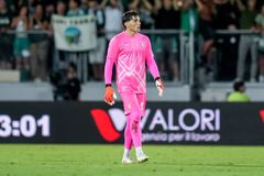 Μανδάς: «Με βελτιώνει ο συναγωνισμός με τον Προβεντέλ»