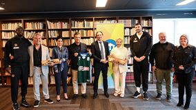 Επίσκεψη του Παναθηναϊκού στο Ελληνικό προξενείο στην Μελβούρνη (pic)