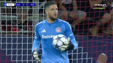 Ο Πασχαλάκης μπλόκαρε το σουτ του Ζάζα