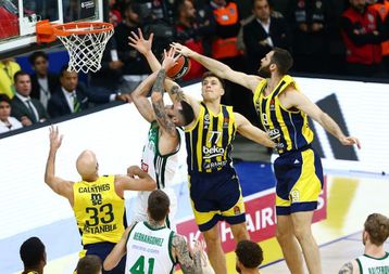 Δεν «εμφανίστηκε» ο Παναθηναϊκός στην Πόλη και παραδόθηκε στη Φενέρμπαχτσε