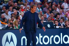 Η απάντηση του Εργκίν Αταμάν για τον χρόνο συμμετοχής του Λορέντζο Μπράουν: «Ήταν μέσα όταν παίζαμε άσχημα»