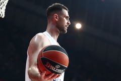 Ο Παναθηναϊκός στο πλάι του άτυχου Παπαγιάννη