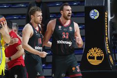 Μιλουτίνοφ και Βεζένκοφ είναι το πιο τρομακτικό δίδυμο ψηλών στην EuroLeague