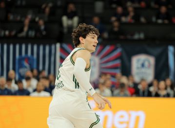 Total basketball από τον Παναθηναϊκό με ηγέτη Όσμαν, πάτησε την Εφές που αγωνιά για Παπαγιάννη - Οσμάνι