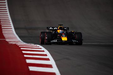 Ο Φερστάπεν νίκησε το δίδυμο της McLaren και θα εκκινήσει από την πολ ποζίσιον στο Σπριντ του Όστιν