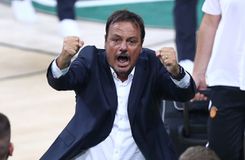 Αταμάν: «Ο Αντετοκούνμπο έδωσε αυτό που χρειαζόμασταν στην άμυνα»