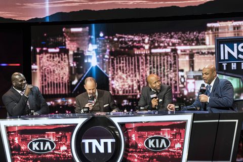 Το NBA και η Warner Bros τα... βρήκαν πριν τη δίκη: Το show του Σακίλ με τον Μπάρκλεϊ παραμένει στα τηλεοπτικά studio