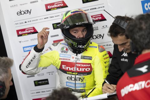 Σοκ με Μορμπιντέλι: Έσπασε το χέρι του στο GP της Βαλένθια