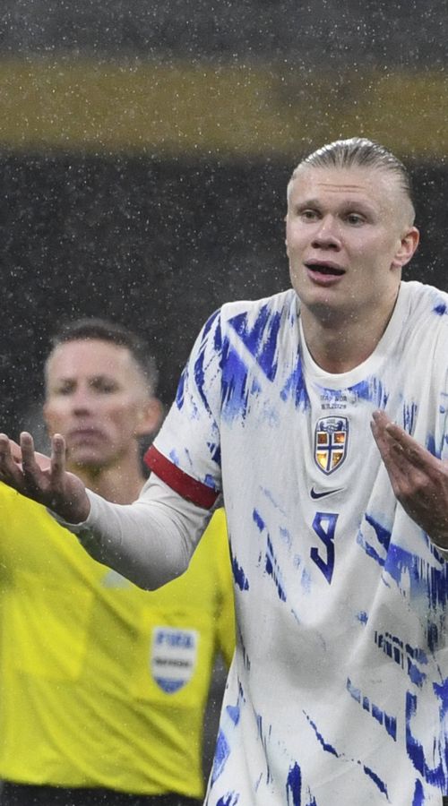 Έξαλλος ο Χάαλαντ με τον Μαντσίνι: «Άρχισε να μου πιάνει τα οπίσθια»