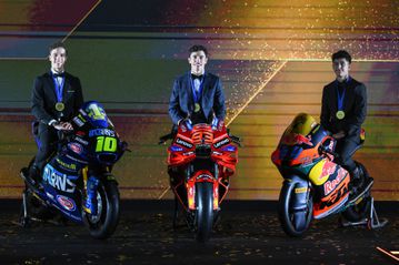 Με λάμψη και συγκίνηση έπεσε η αυλαία της σεζόν 2025 του MotoGP (vids)